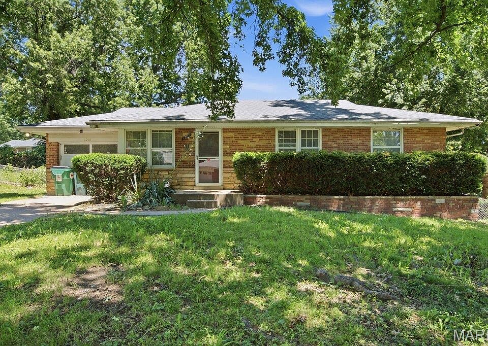 1st image of 1207 Admiral Dr