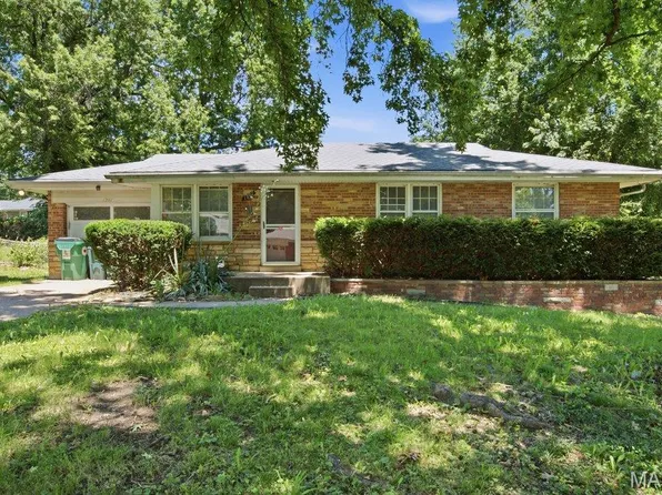 1207 Admiral Dr, Saint Louis, MO 63137