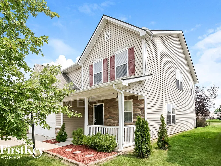 12509 Wolf Run Rd — Photo 2