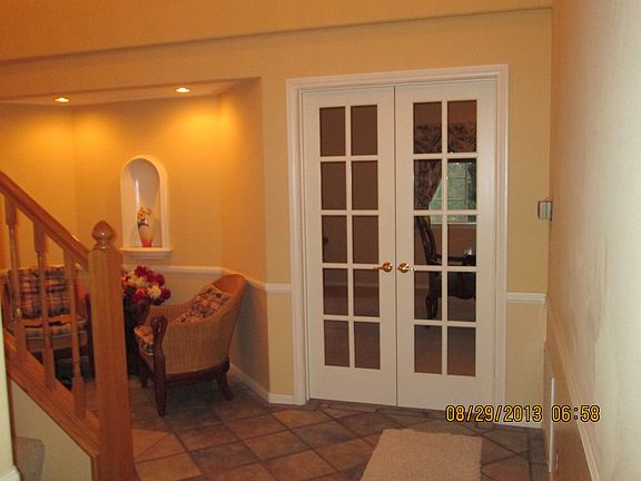 Entry to formal dining