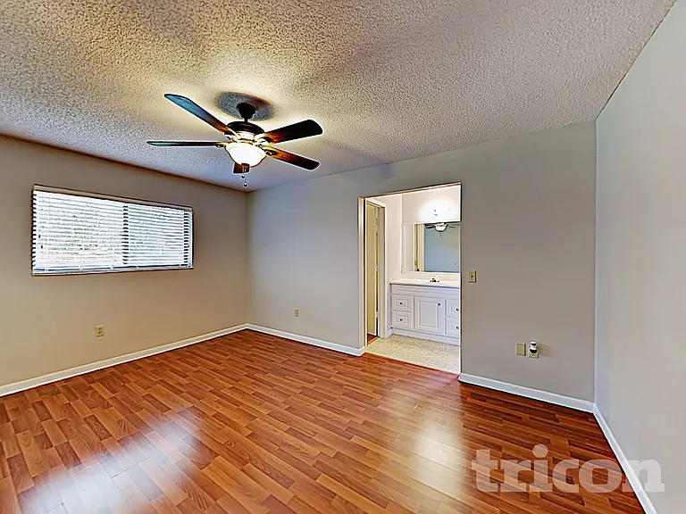 12207 Bluefield St — Photo 11