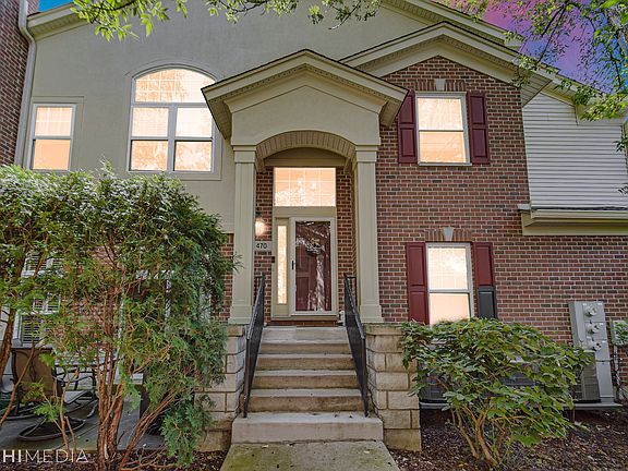 2nd image of 470 S Commons Ct #205-02
