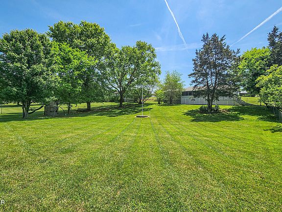 2nd image of 2844 Eledge Ln