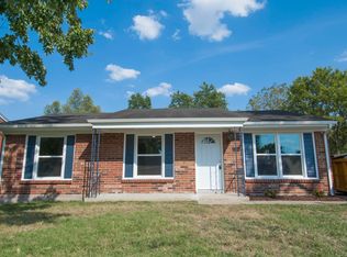 7995 Woodbury Dr, Louisville, KY