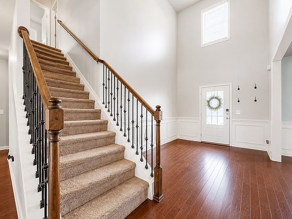 5th image of 4005 Paperbirch Dr