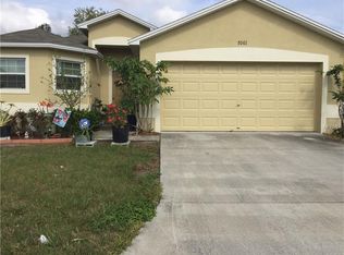 7001 Heatherbrook Dr, Lakeland, FL 33809