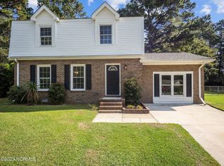 115 Meadowview Ct, Jacksonville, NC 28546