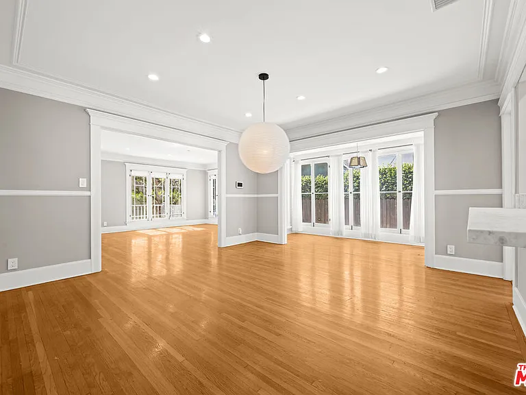 1441 N Ogden Dr — Photo 16