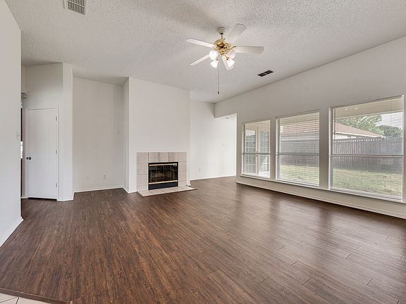2nd image of 512 Asbury Dr