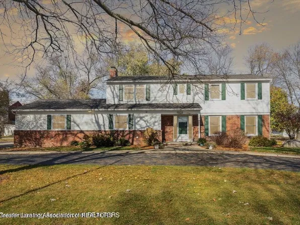 1858 W Columbia Rd, Mason, MI 48854