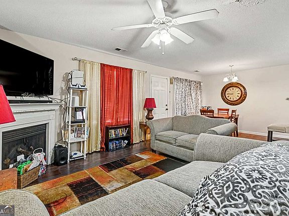 2nd image of 5184 Hanover St