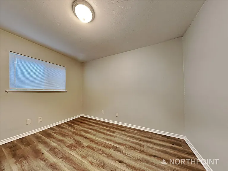 1504 Carnation Dr — Photo 13