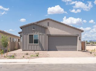 366 E Las Perlas Lane, San Tan Valley, AZ 85140