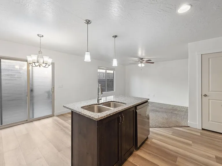 5848 S Challenger Way — Photo 36