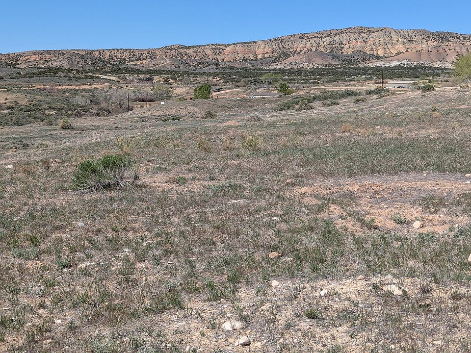 2nd image of 2098 E Goose Ranch Rd
