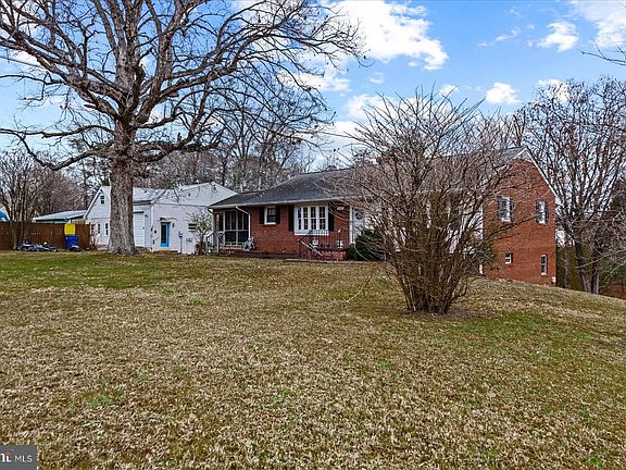 2nd image of 12605 Five Mile Rd