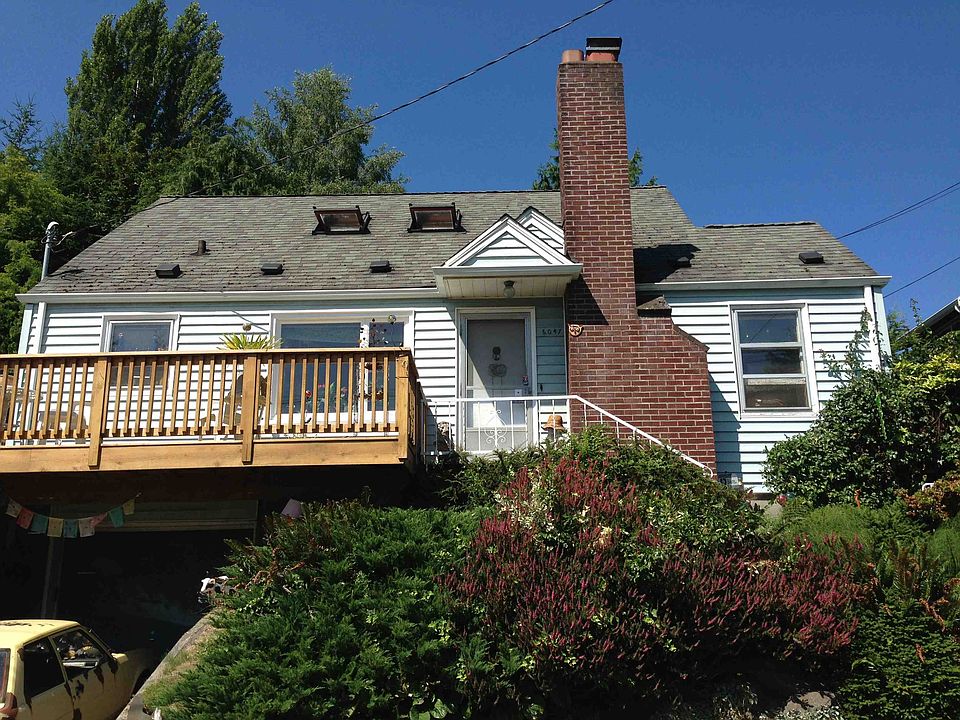 2nd image of 6047 38th Ave NE