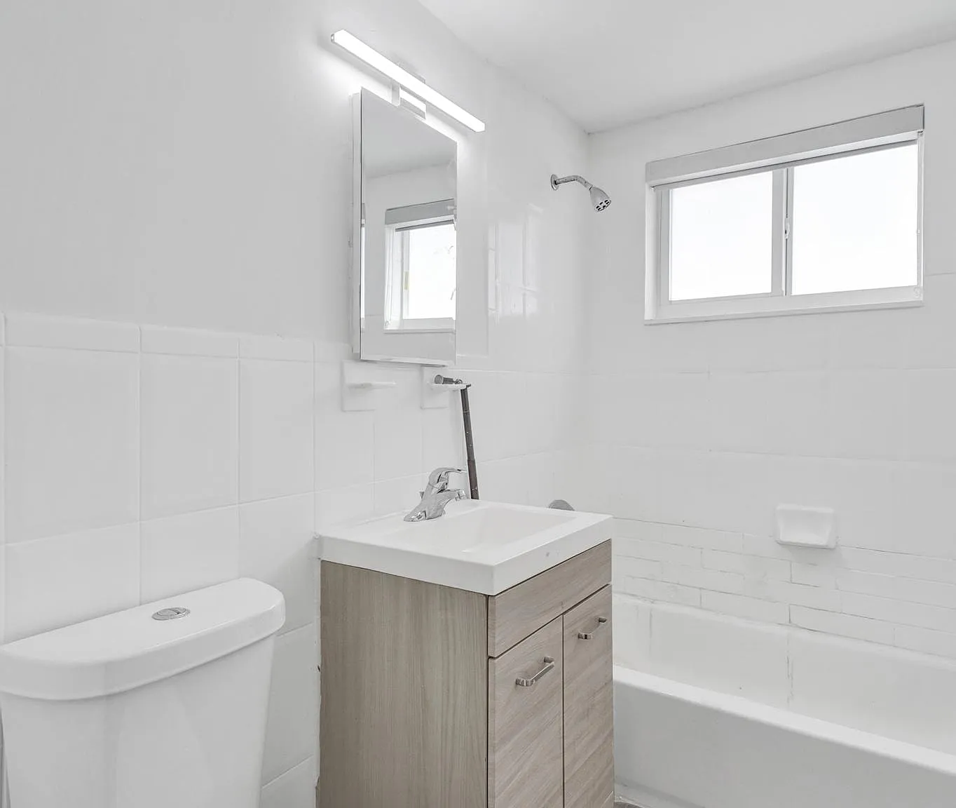 9200 East Bay Harbor Drive — Photo 2