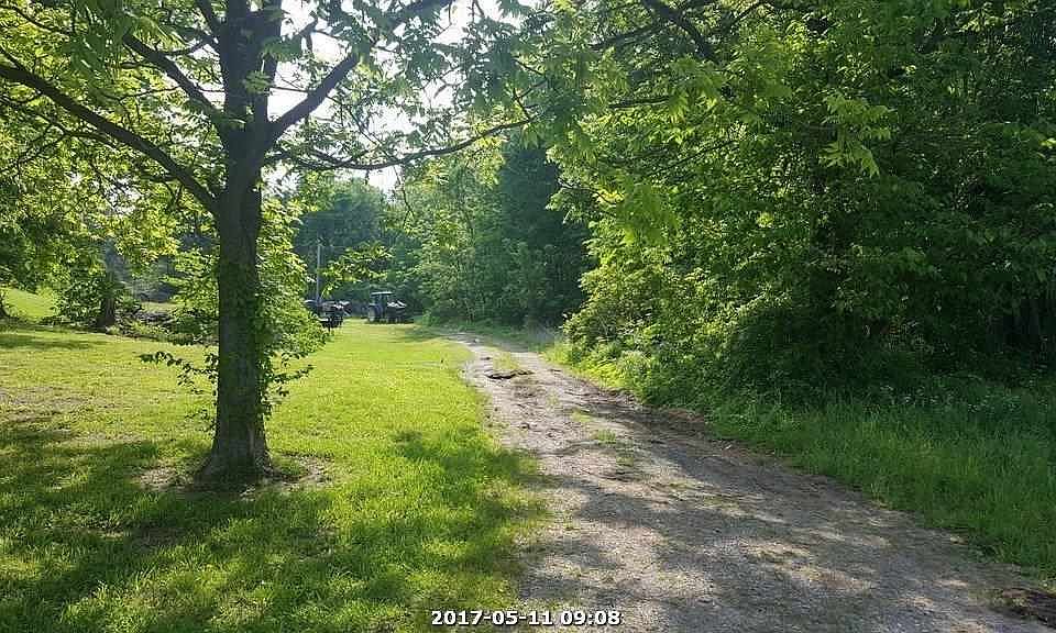 2nd image of 446 Needmore Rd
