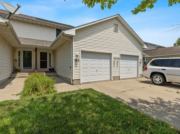 305 N Cherokee Dr, Polk City, IA 50226