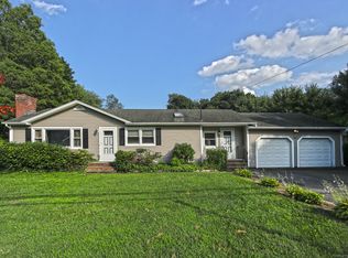 386 W Rutland Rd, Milford, CT 06461