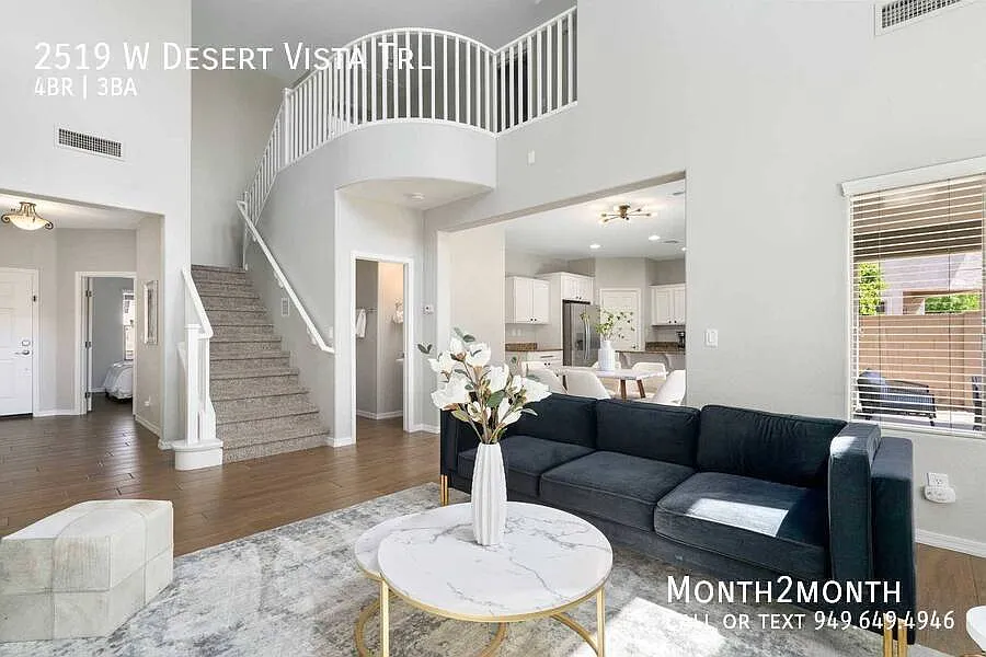 2519 W Desert Vista Trl