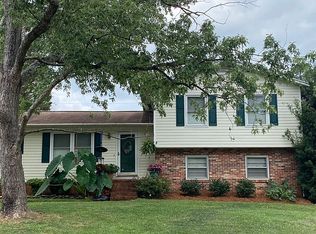 25 Tamwood Cir, Simpsonville, SC 29680
