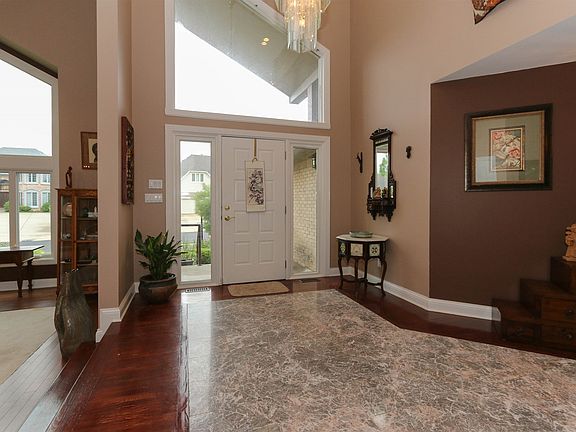 3rd image of 7132 Lakeside Woods Dr