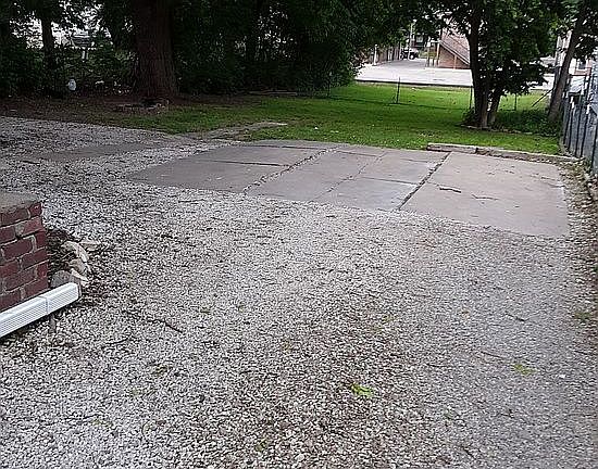3rd image of 1309 Merchant St