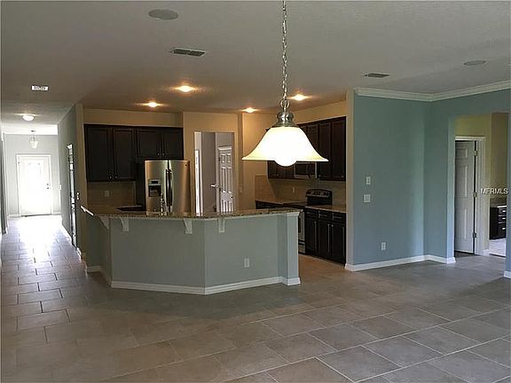 2nd image of 1033 Cavan Dr