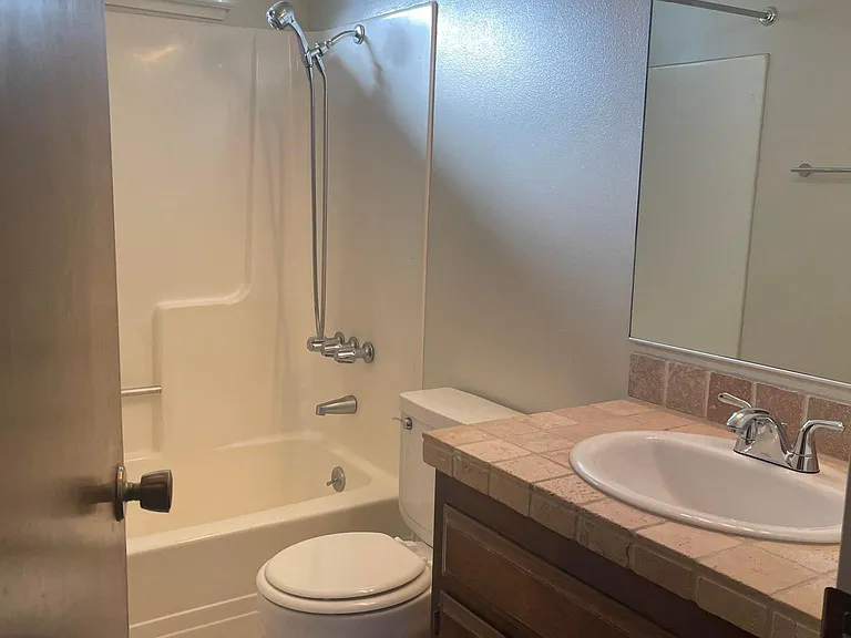 4350 Melody Ln — Photo 17