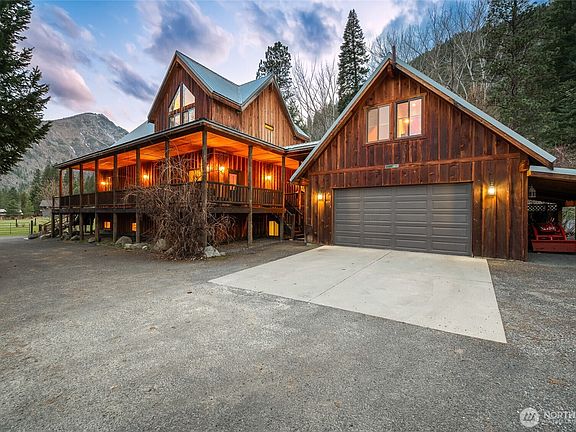 3rd image of 108 Latigo Lane