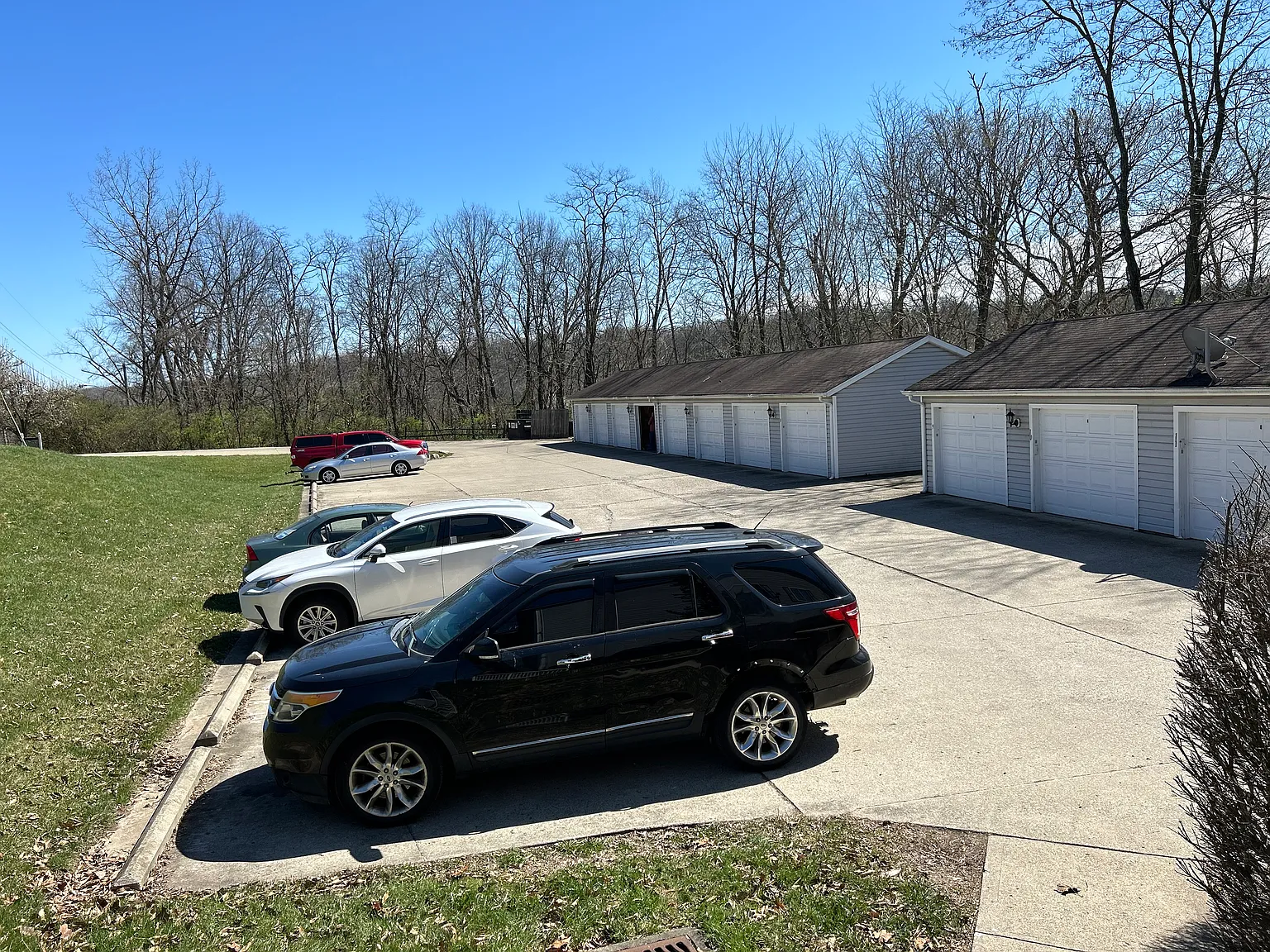 2 bed, 800 sqft, $1,400 — Photo 3
