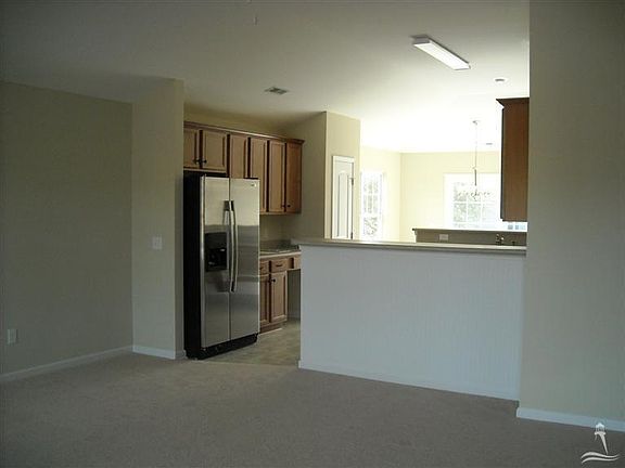 2nd image of 4404 Southern Pine Drive