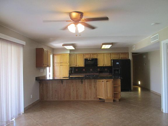 4th image of 2526 E Manhatton Dr