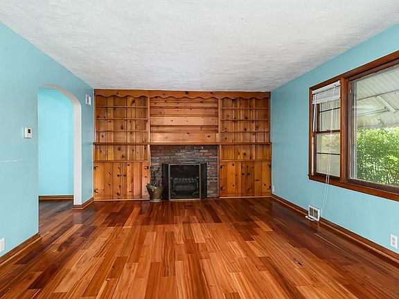 4th image of 1808 N 30th St