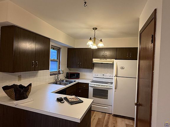 4th image of 5443 SW 12th Ter