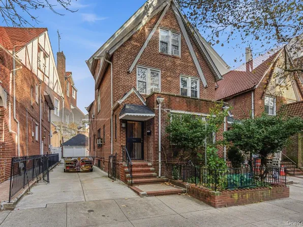 33-43 83rd Street, Jackson Heights, NY 11372