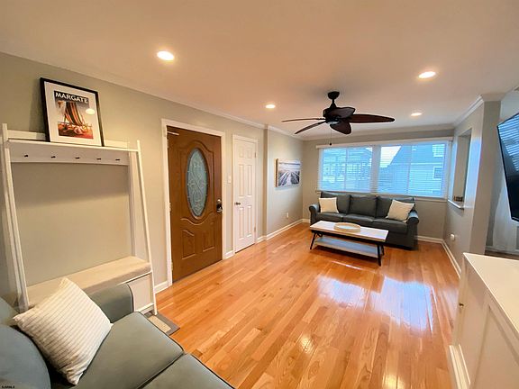 3rd image of 22 S Washington Ave APT 5