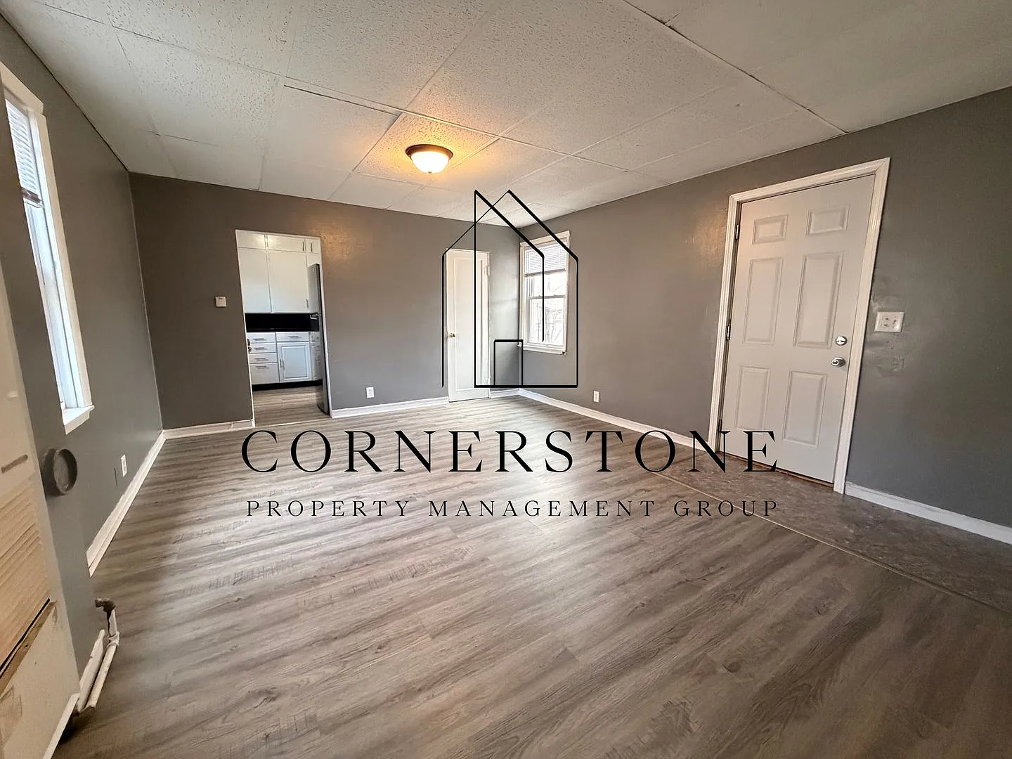 N 14th St Triplex — Photo 1