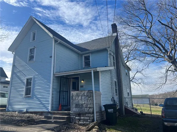221 Berger St S, East Canton, OH 44730