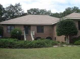 2 Country Club Ct, Hilton Head Island, SC 29926