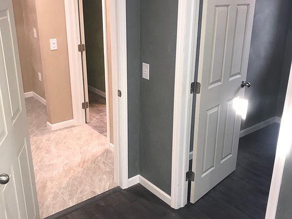 Walk-in closet and entryway