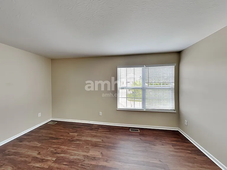 705 Loreto Ln — Photo 10