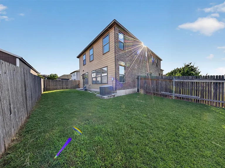 9001 Bird Brook Ln — Photo 32