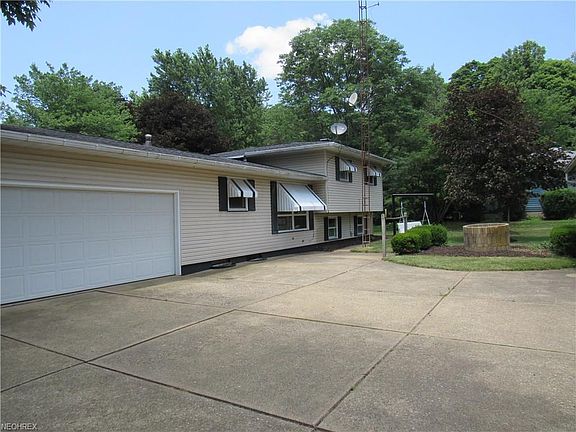 5th image of 3300 Brigadoon Cir SW