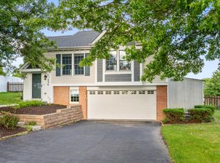 236 Randy Ln, Coraopolis, PA 15108