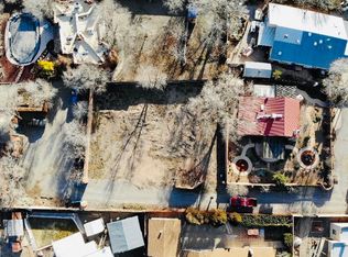 1990 1/2 Cherokee Rd NW, Albuquerque, NM 87107