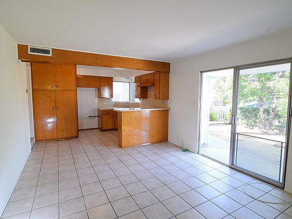 4th image of 1506 Verd Oaks Dr Unit B