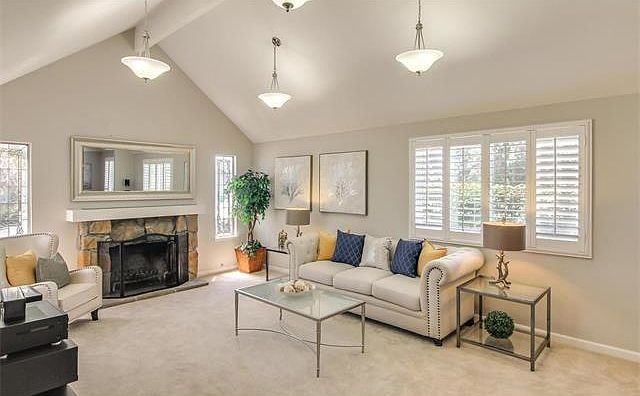 1st image of 2862 Agua Vista Dr